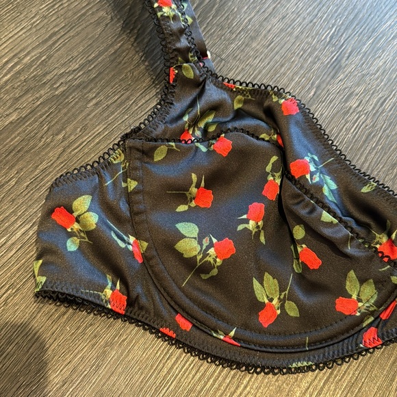 NWT For Love & Lemons x VS Black Rose Bra - Picture 2 of 5